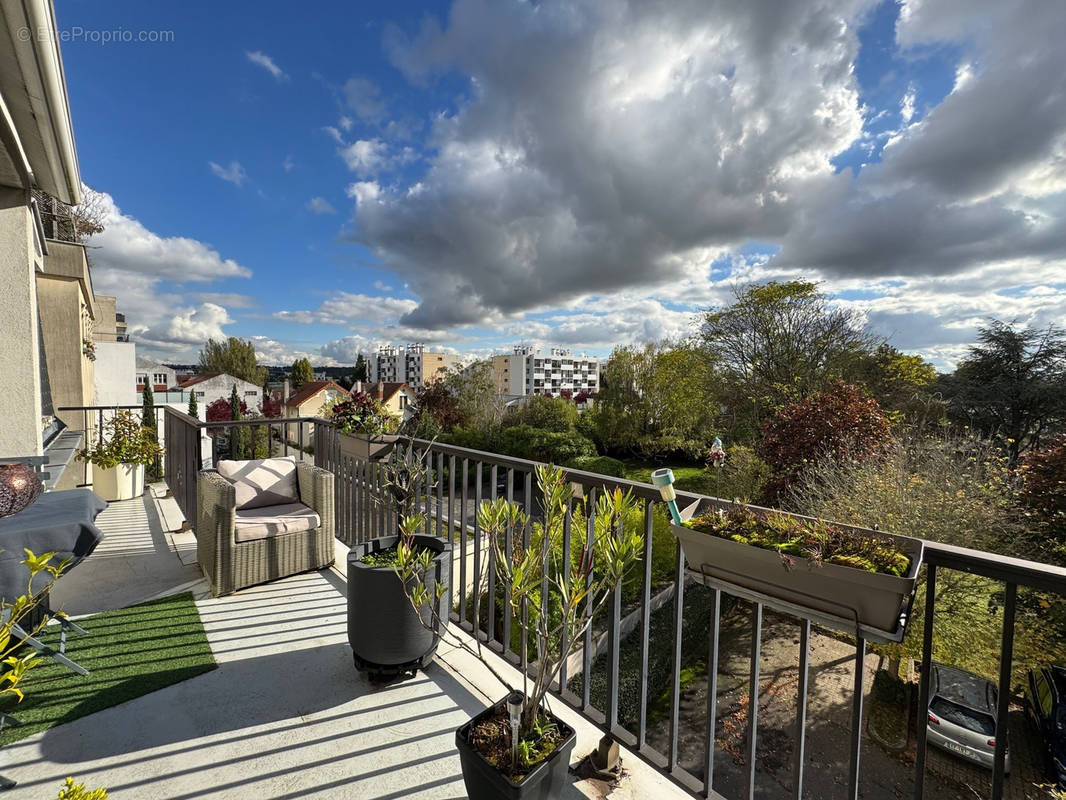 Appartement à SAINT-MAUR-DES-FOSSES