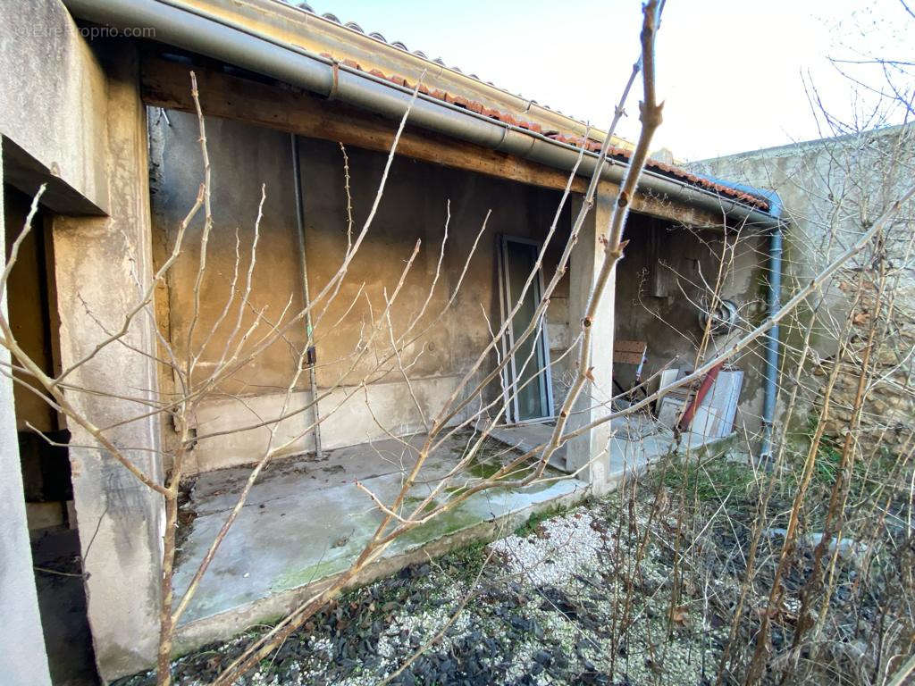 Appartement à PEYROLLES-EN-PROVENCE