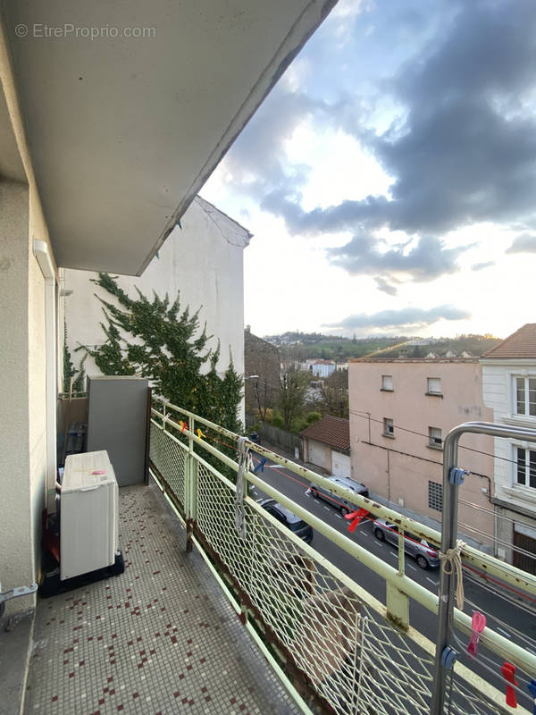 Appartement à SAINT-ETIENNE