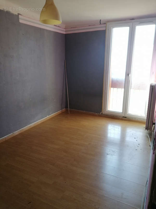 Appartement à MARSEILLE-15E