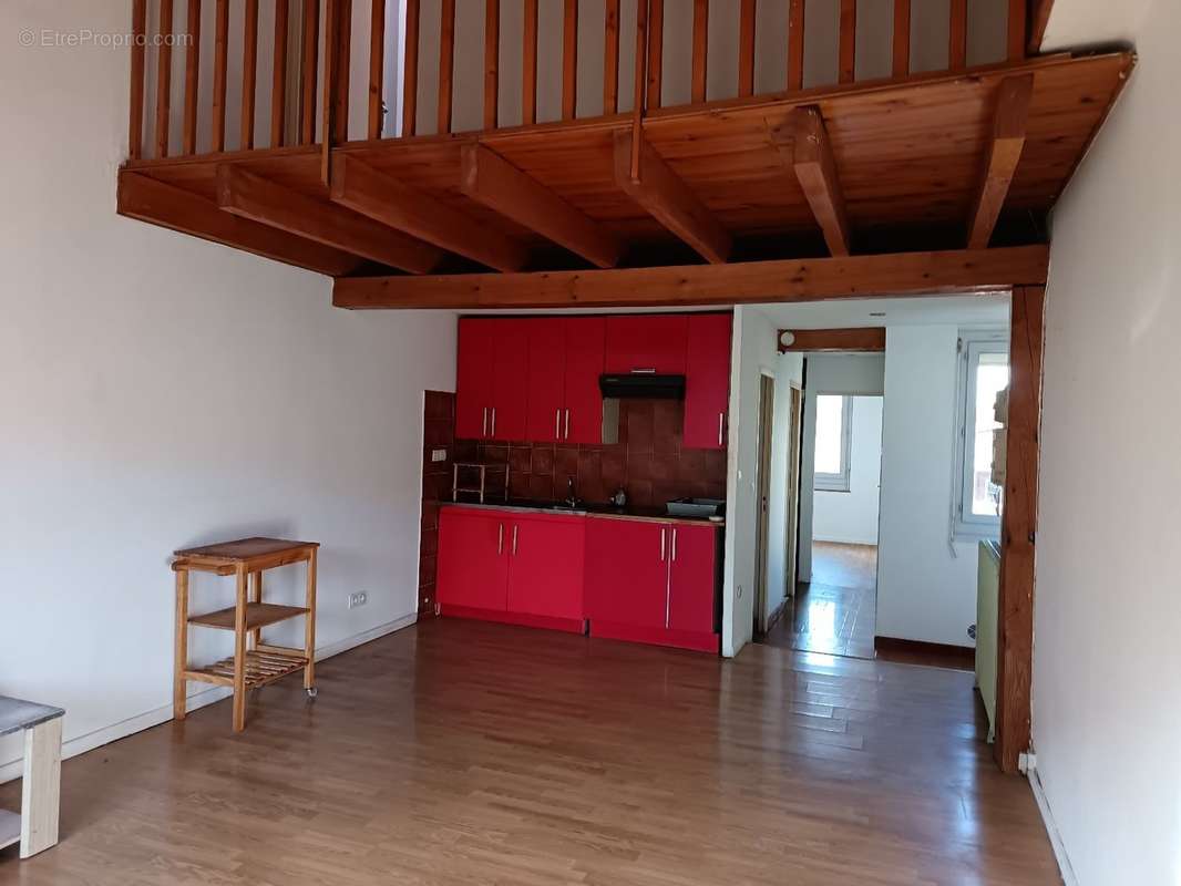 Appartement à LEVIGNAC