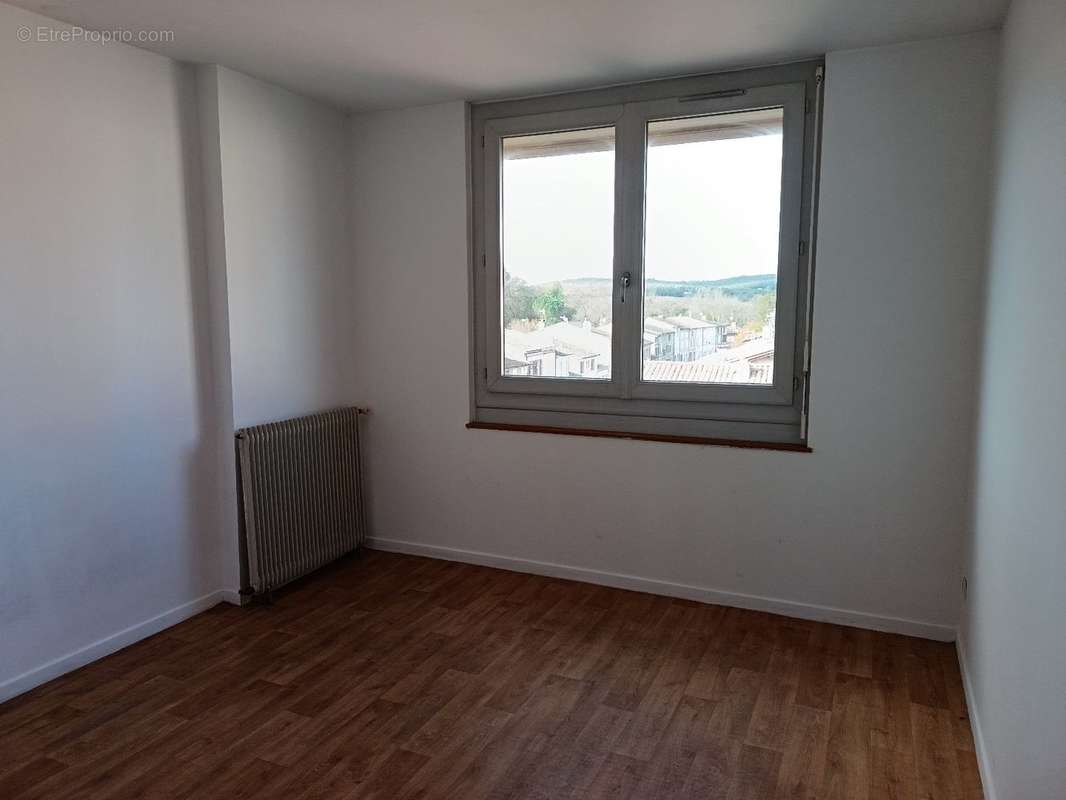 Appartement à LEVIGNAC