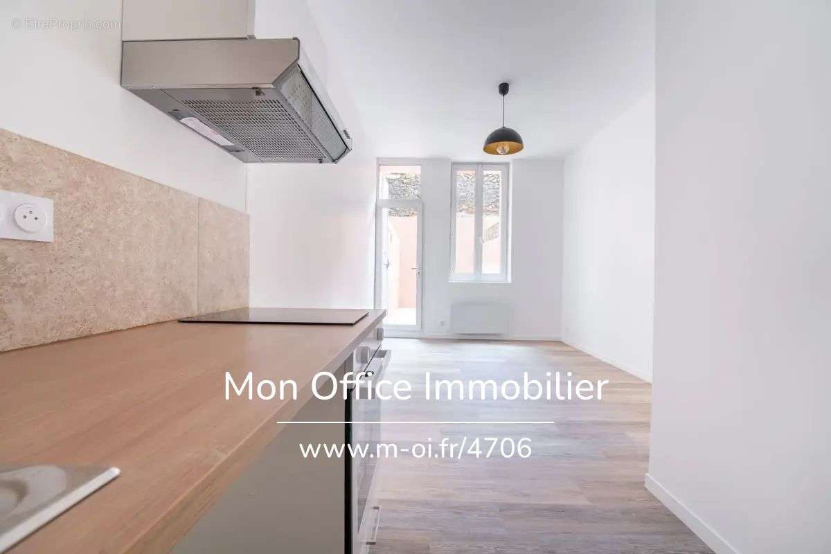 Appartement à MARSEILLE-1E