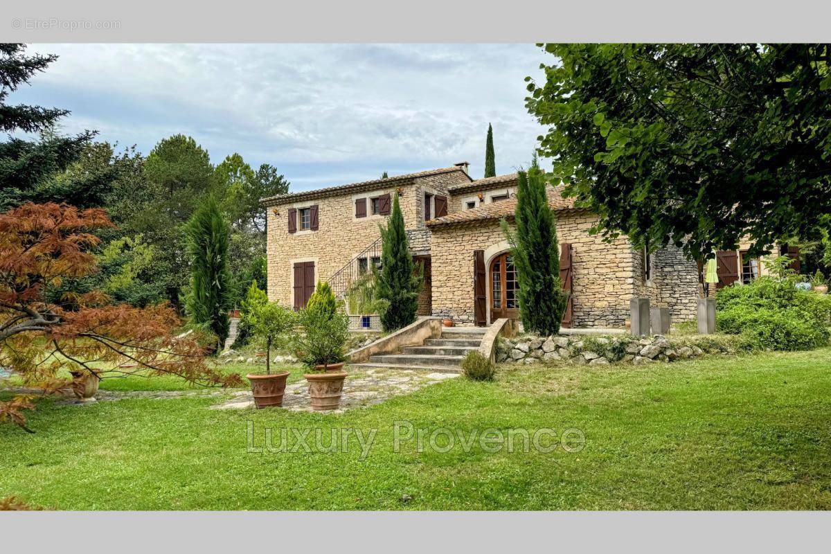 Maison à AIX-EN-PROVENCE