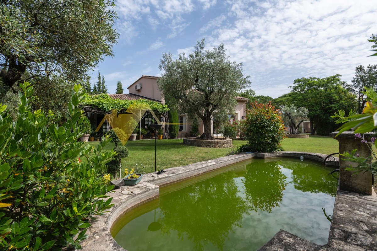 Maison à VAISON-LA-ROMAINE