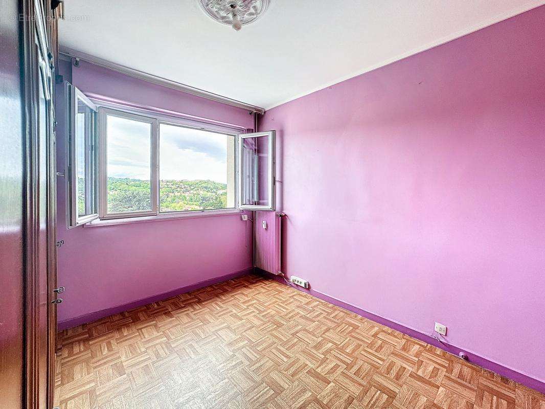 Appartement à PONT-EVEQUE