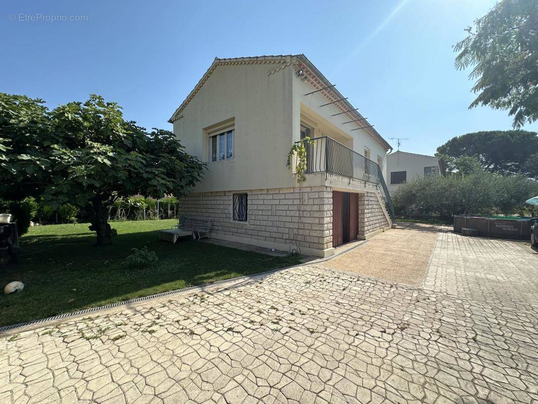 Maison à BAGNOLS-SUR-CEZE