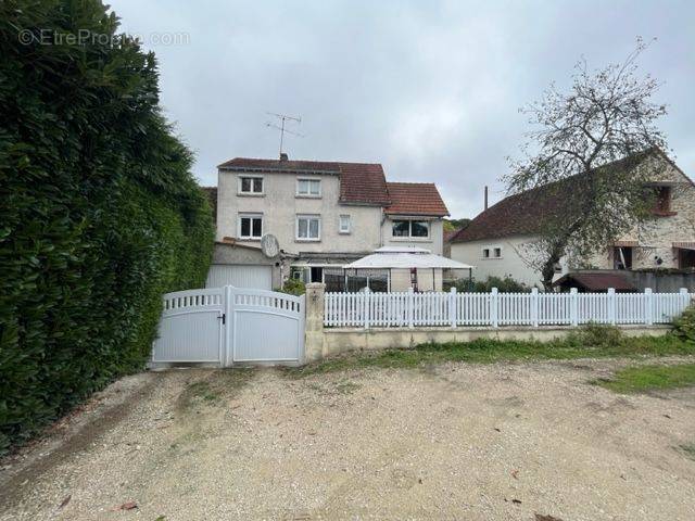 Maison à LANGON