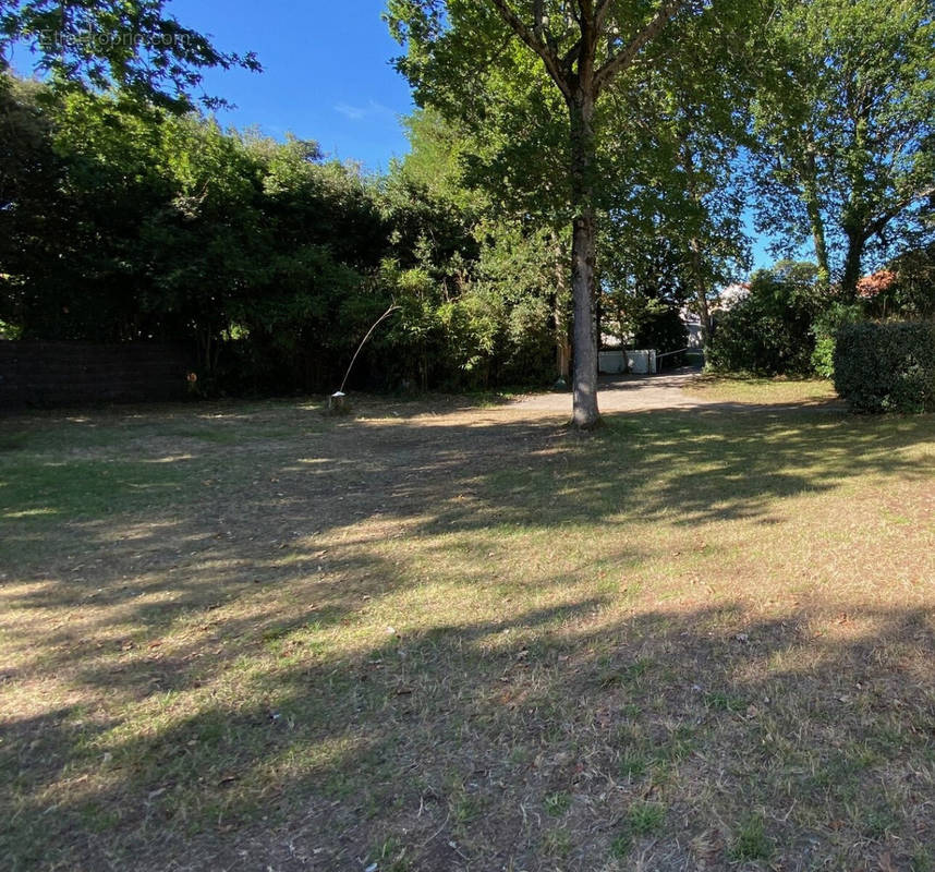 Terrain à LA PLAINE-SUR-MER