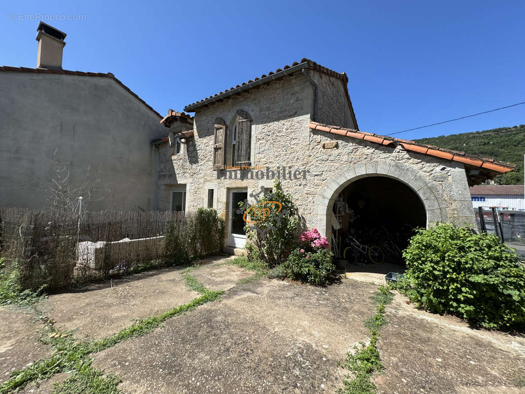 Maison à SAINT-AFFRIQUE