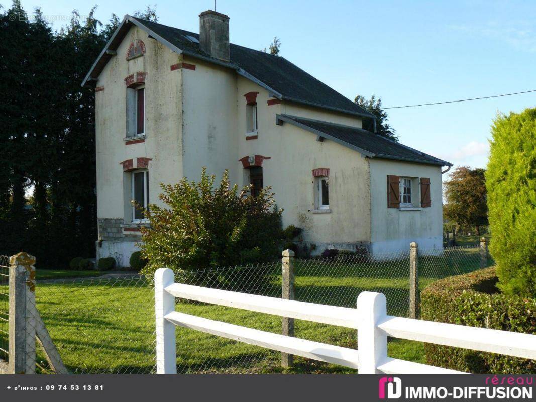 Maison à SAINT-MARTIN-DES-BESACES