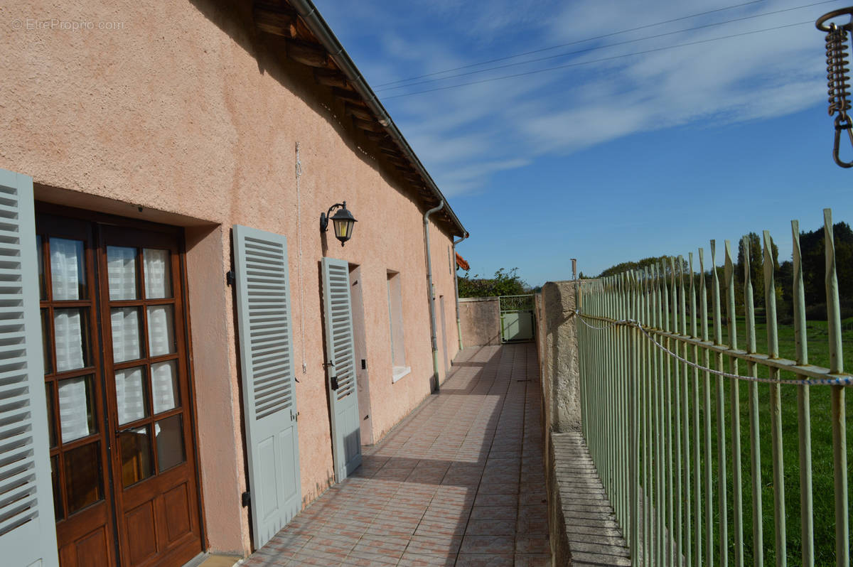 Maison à LE CROZET