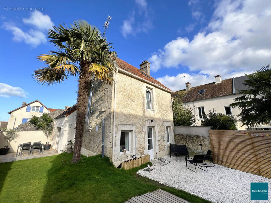 Maison à SAINT-AUBIN-D&#039;ARQUENAY