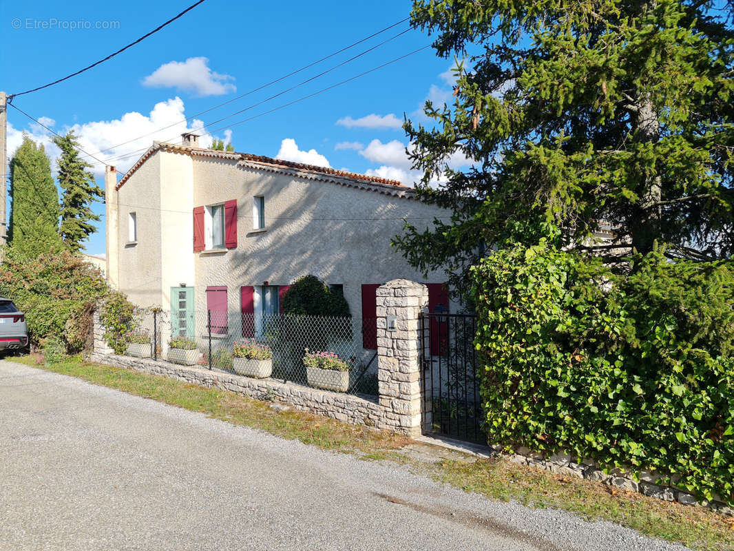 Maison à VACHERES