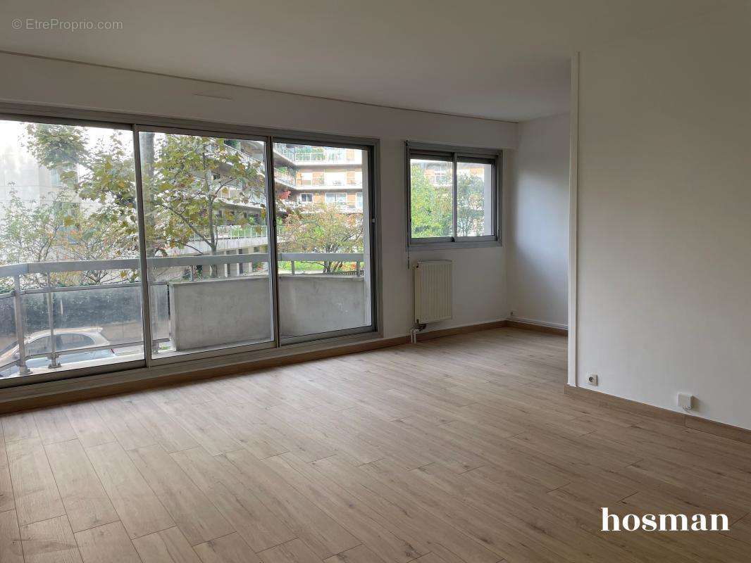 Appartement à NEUILLY-SUR-SEINE