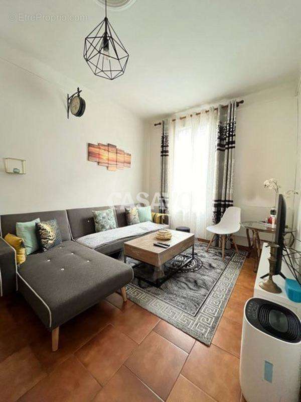 Appartement à AUBERVILLIERS