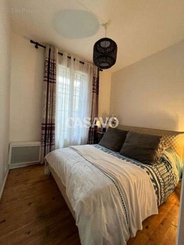 Appartement à AUBERVILLIERS