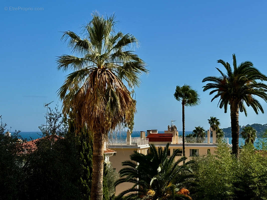 Appartement à BEAULIEU-SUR-MER