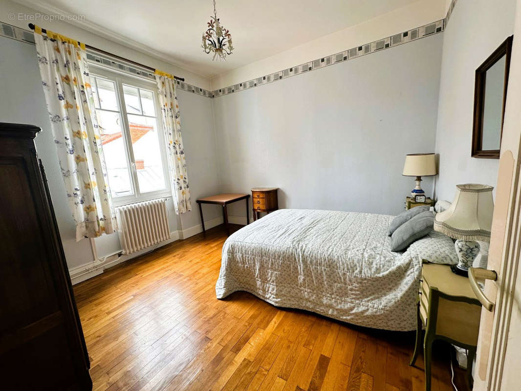 Appartement à VICHY