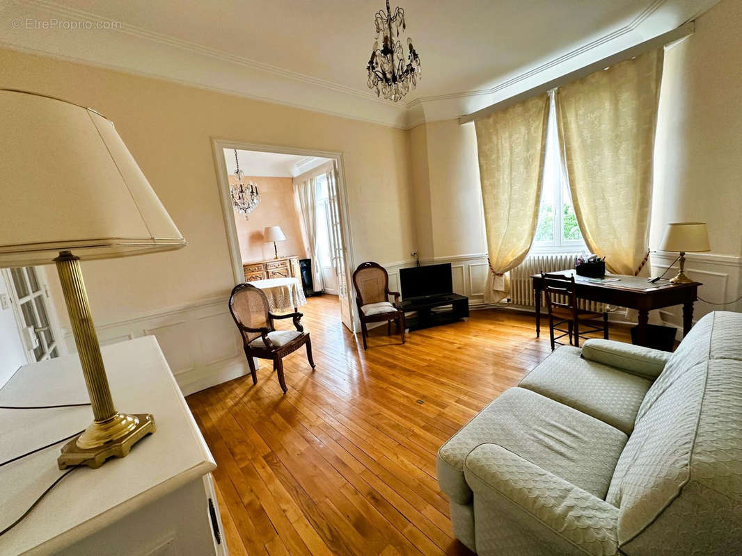 Appartement à VICHY