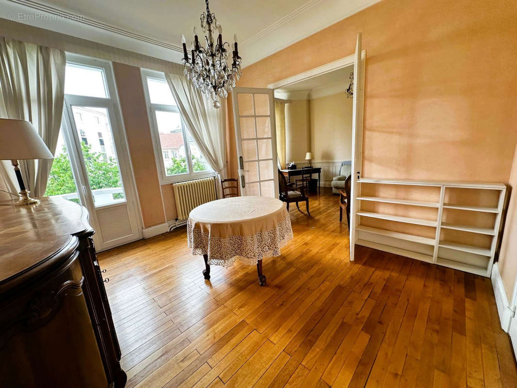 Appartement à VICHY