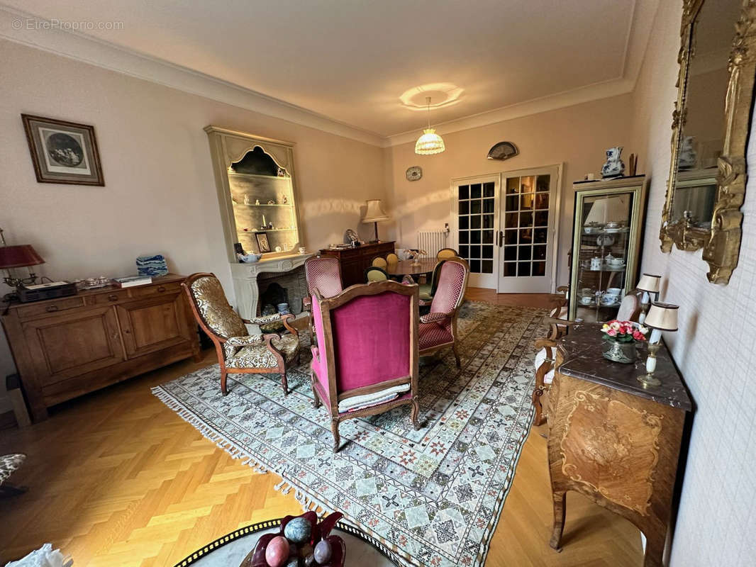 Appartement à VICHY