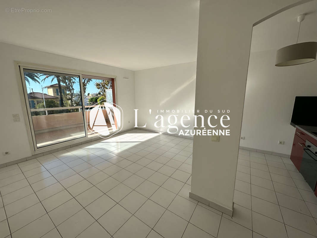 Appartement à CAGNES-SUR-MER