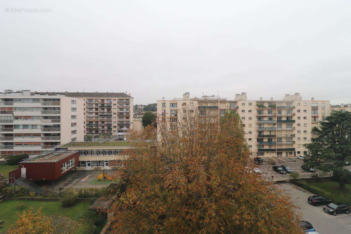 Appartement à JUVISY-SUR-ORGE