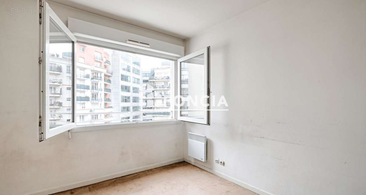 Appartement à MONTROUGE