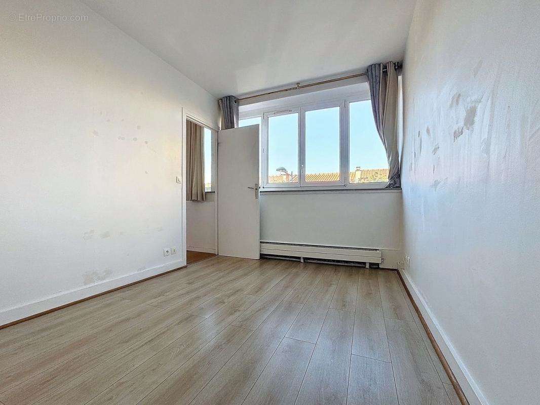 Appartement à FONTENAY-SOUS-BOIS