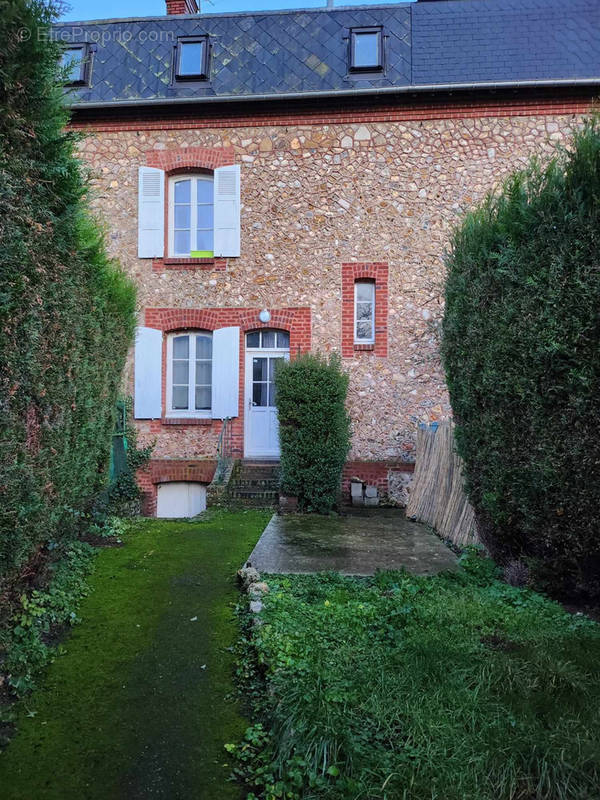 Maison à THIBERVILLE