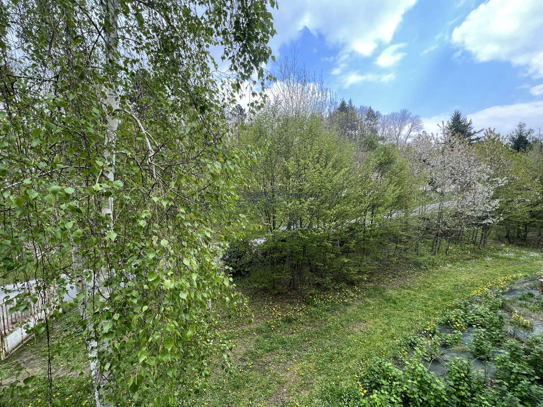 Appartement à SAINTE-GEMME-MORONVAL