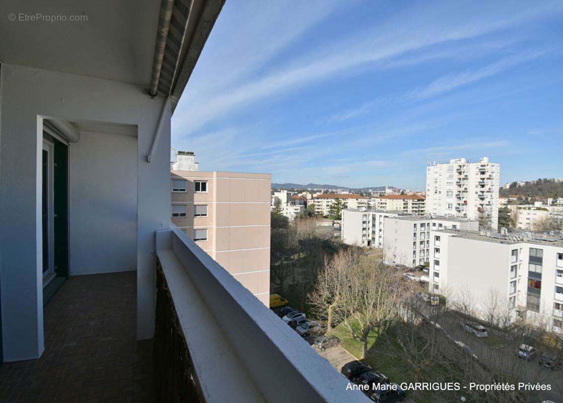 Appartement à TASSIN-LA-DEMI-LUNE