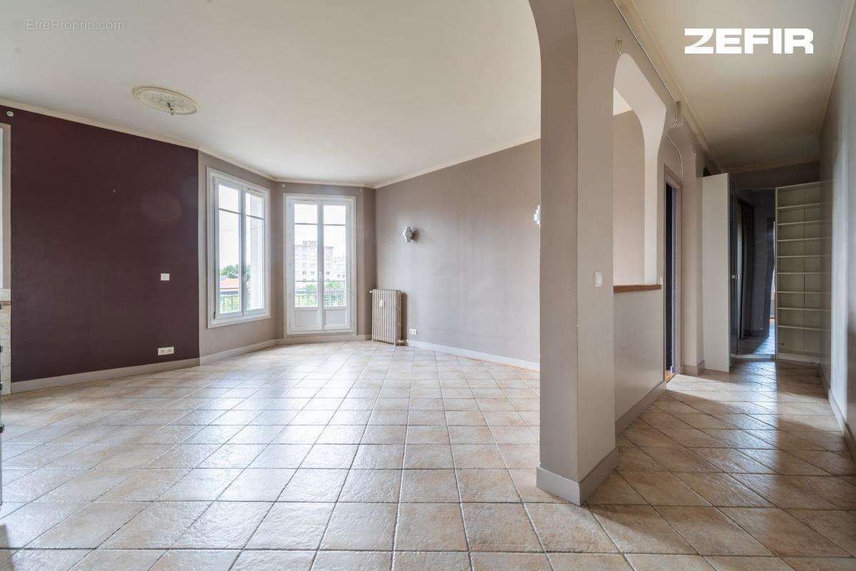 Appartement à RUEIL-MALMAISON