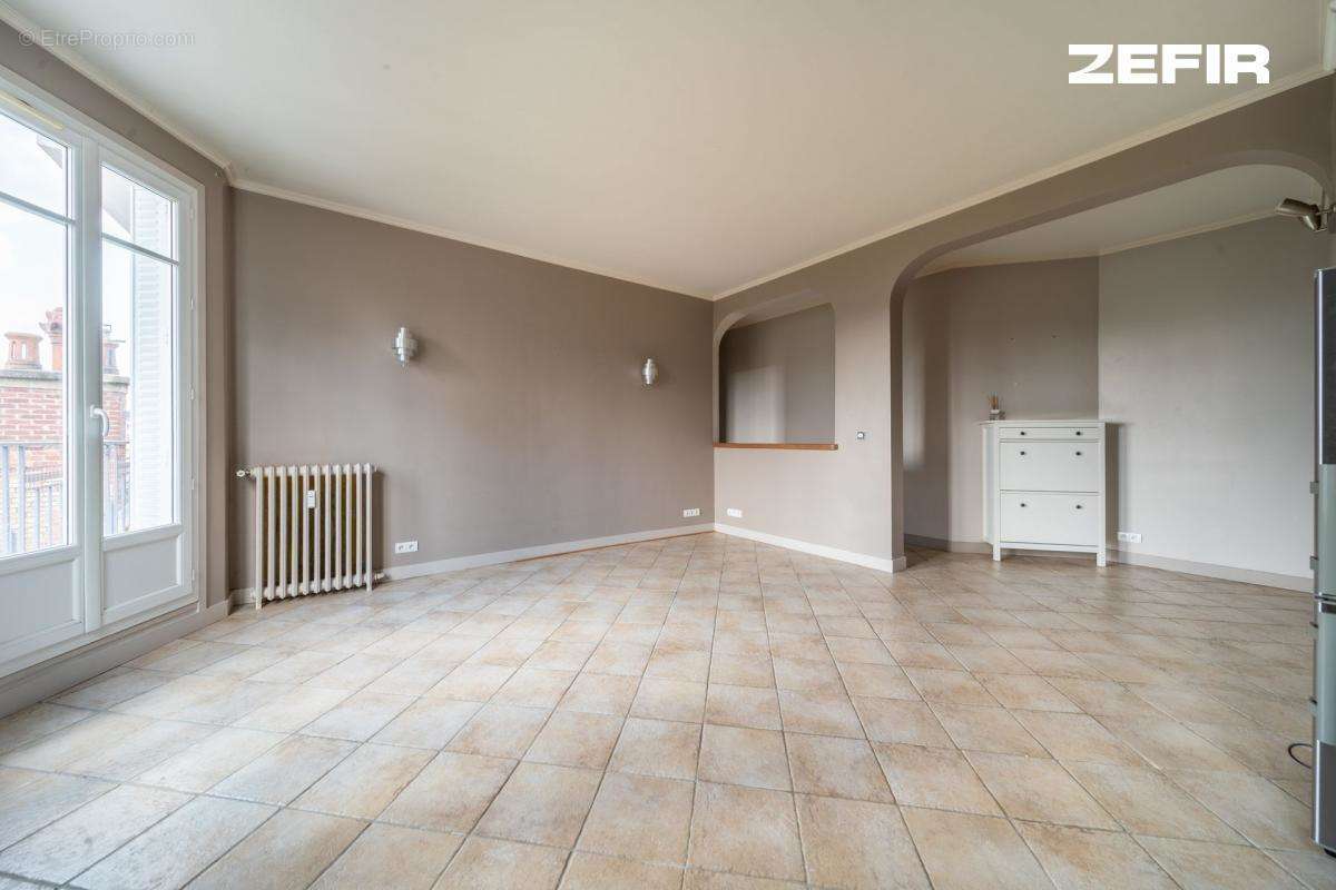 Appartement à RUEIL-MALMAISON