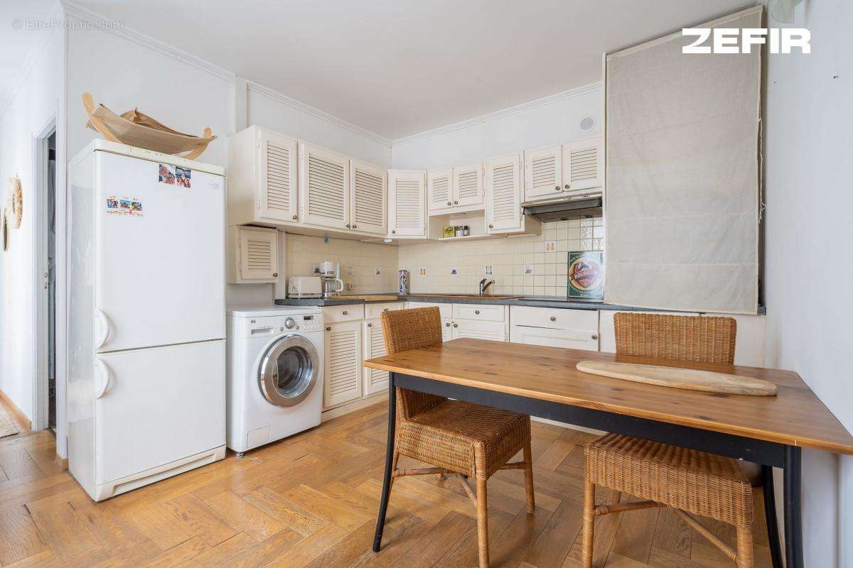 Appartement à PARIS-12E