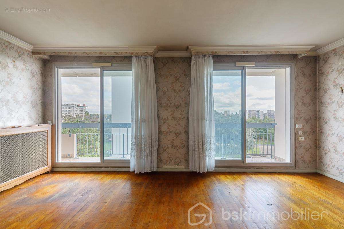 Appartement à LYON-8E