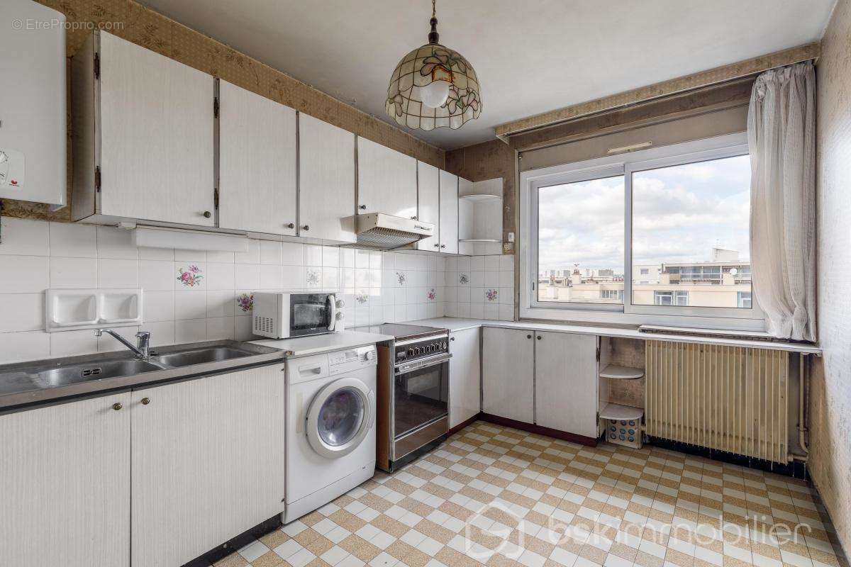 Appartement à LYON-8E