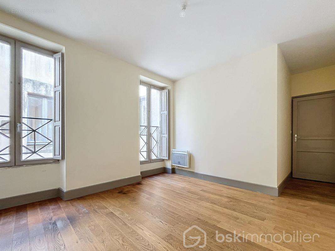 Appartement à NIMES