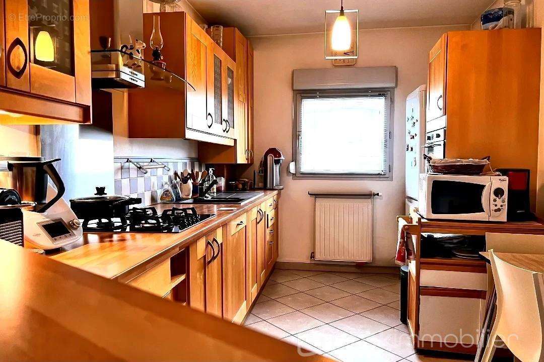 Appartement à RILLIEUX-LA-PAPE