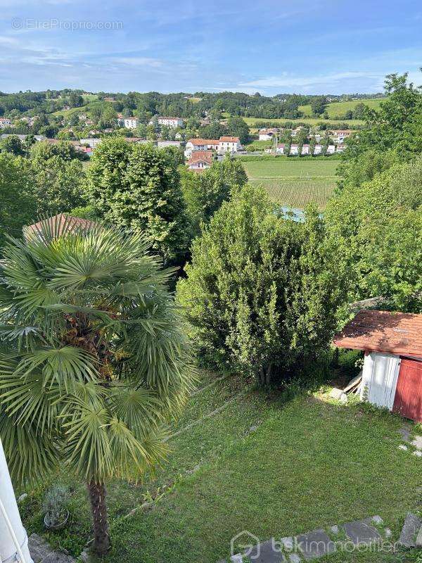 Appartement à CAMBO-LES-BAINS