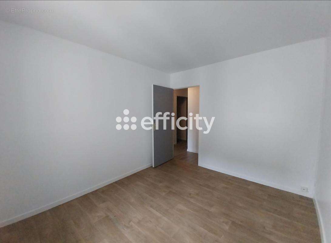 Appartement à LUCE