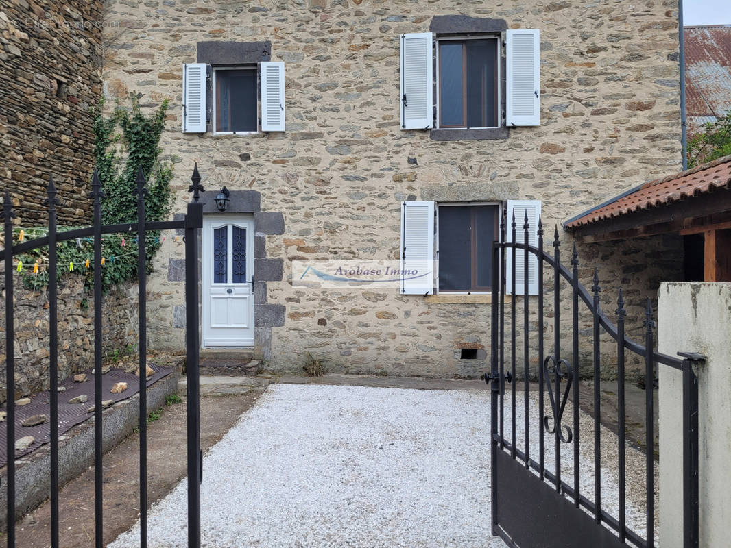 Maison à ARDES