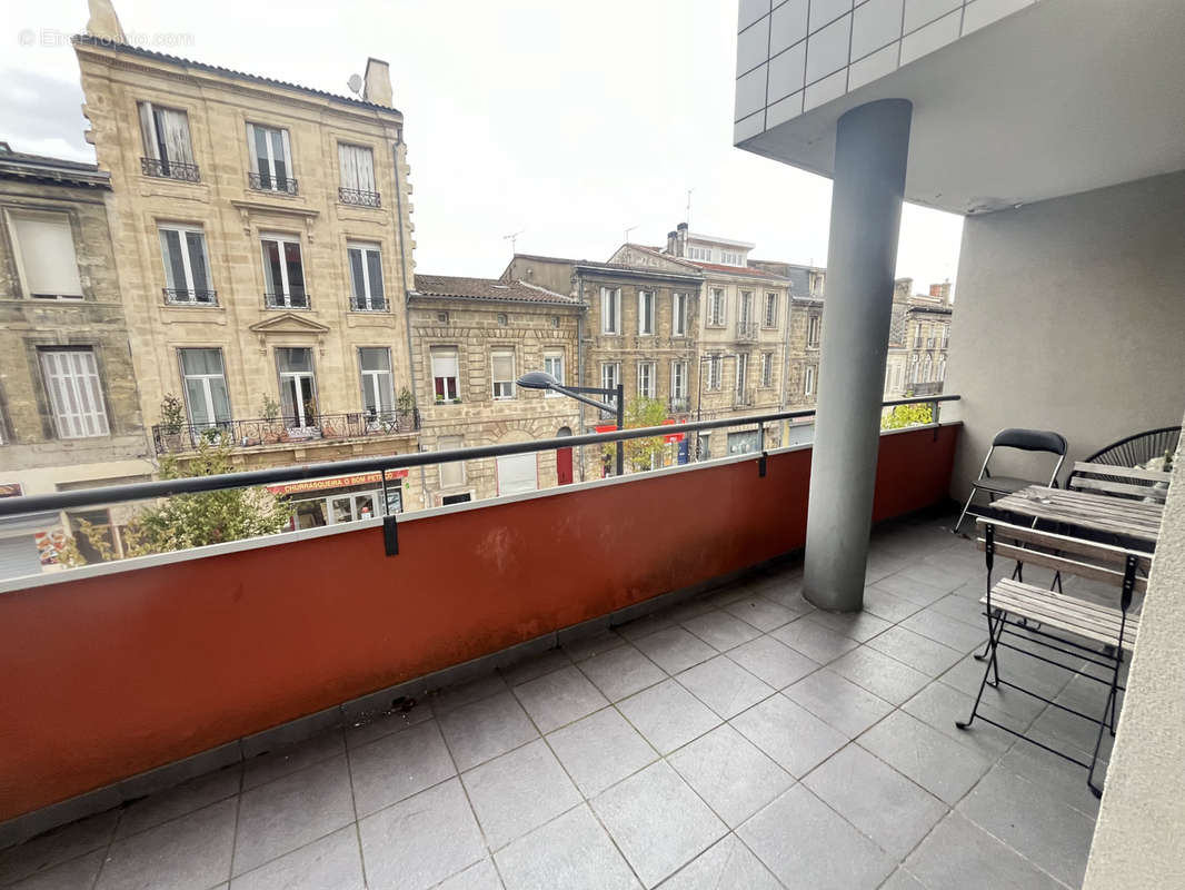 Appartement à BORDEAUX