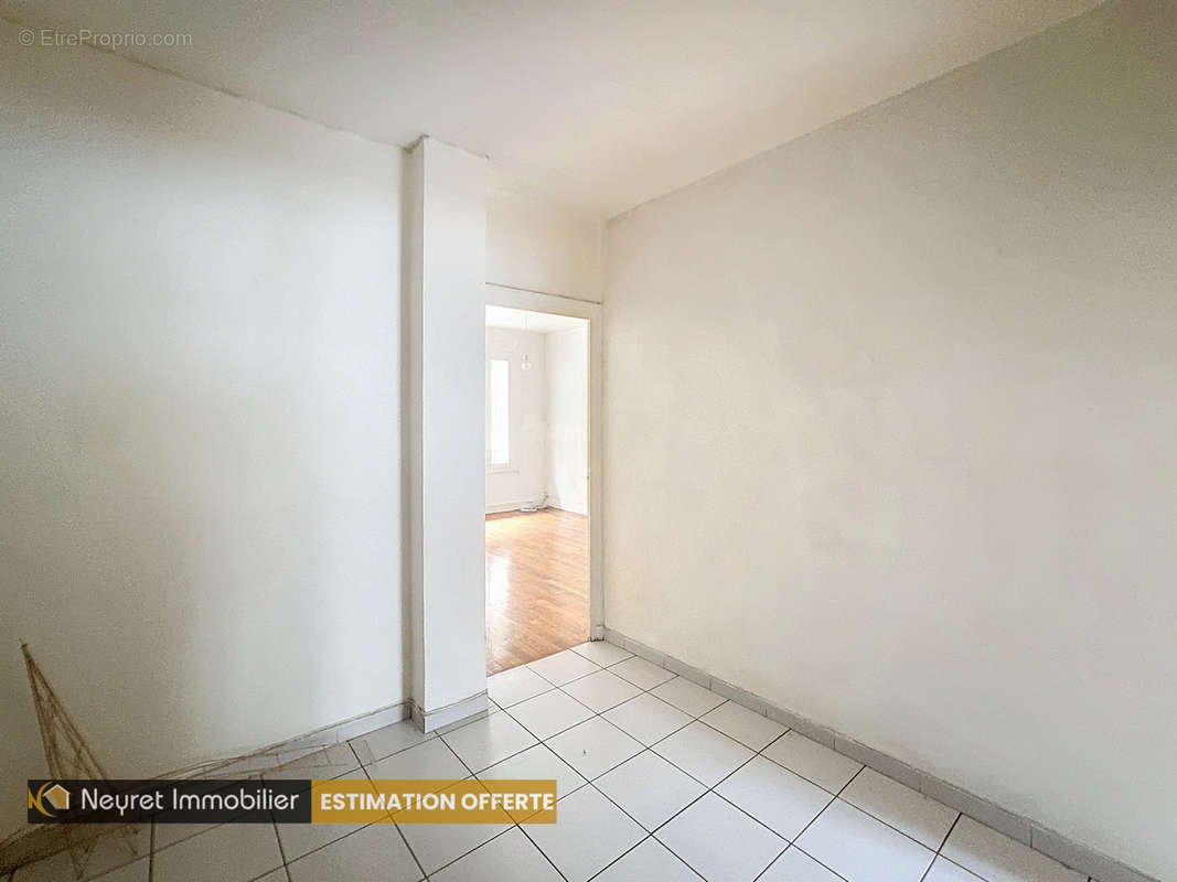 Appartement à SAINT-ETIENNE