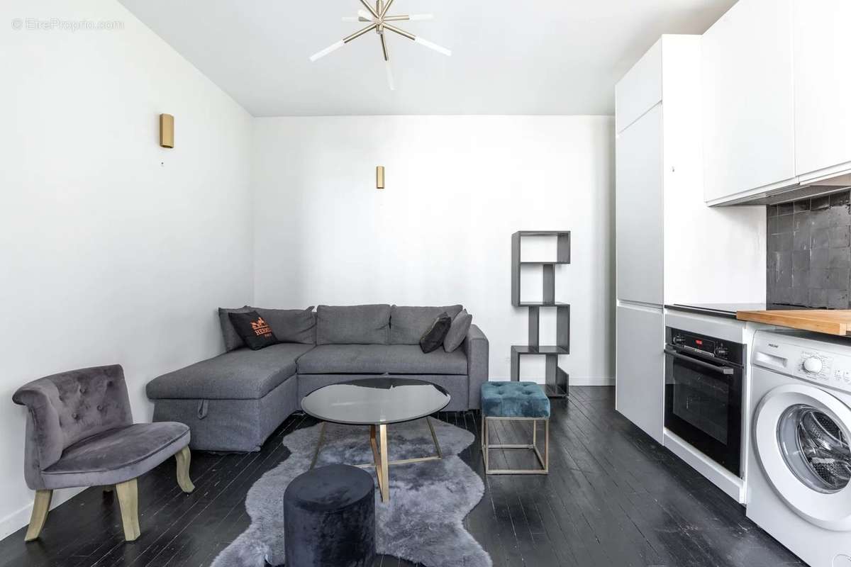 Appartement à PARIS-18E