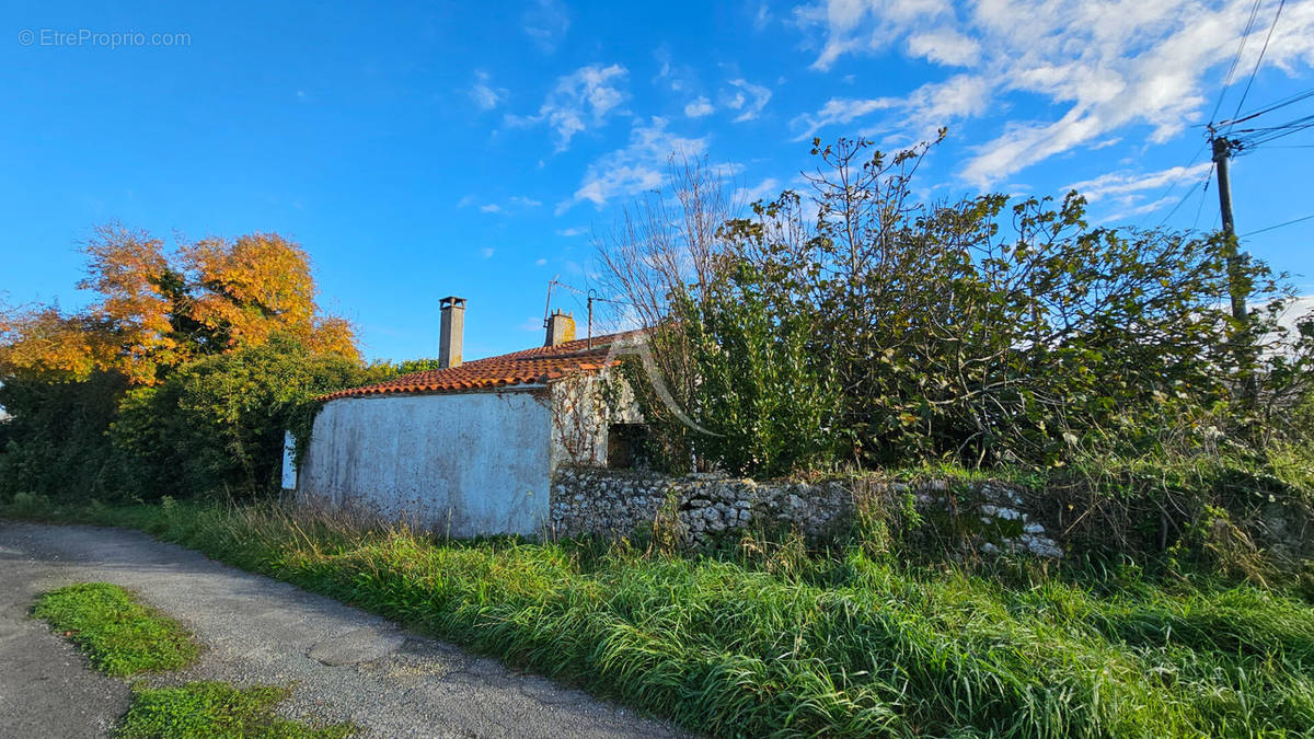 Maison à SAINT-NAZAIRE-SUR-CHARENTE