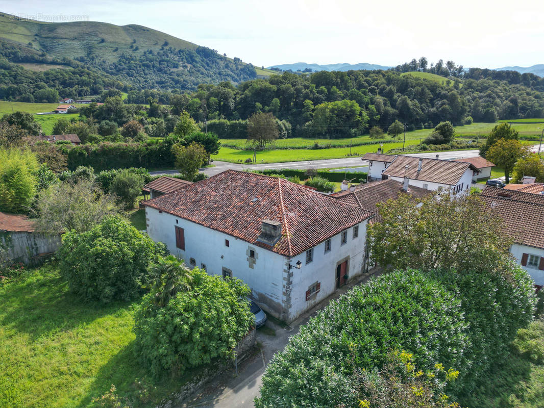 Maison à SAINT-JEAN-PIED-DE-PORT