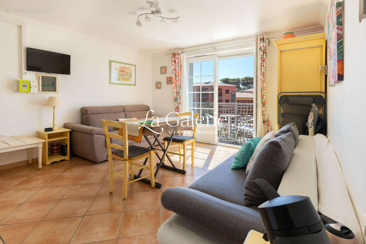 Appartement à HYERES