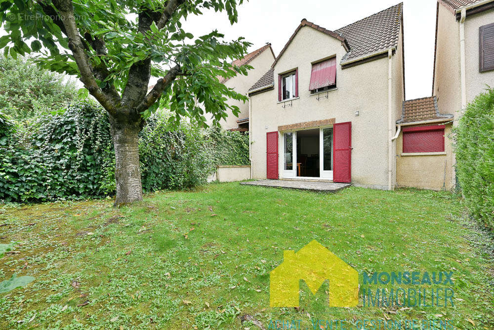 Maison à LONGJUMEAU